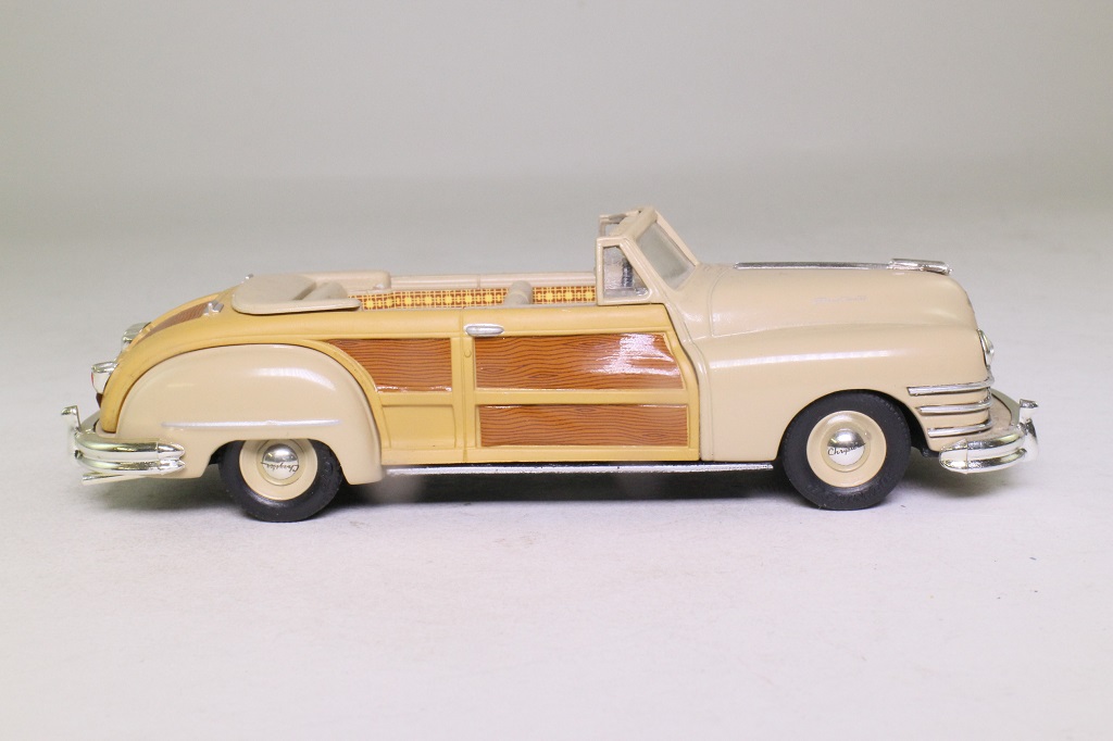 Matchbox Collectibles DYG10; 1947 Chrysler Town & Country